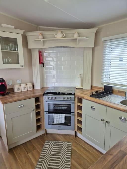 Amazing 2Bedroom Caravan In Lincoln, Татершал Екстериор снимка